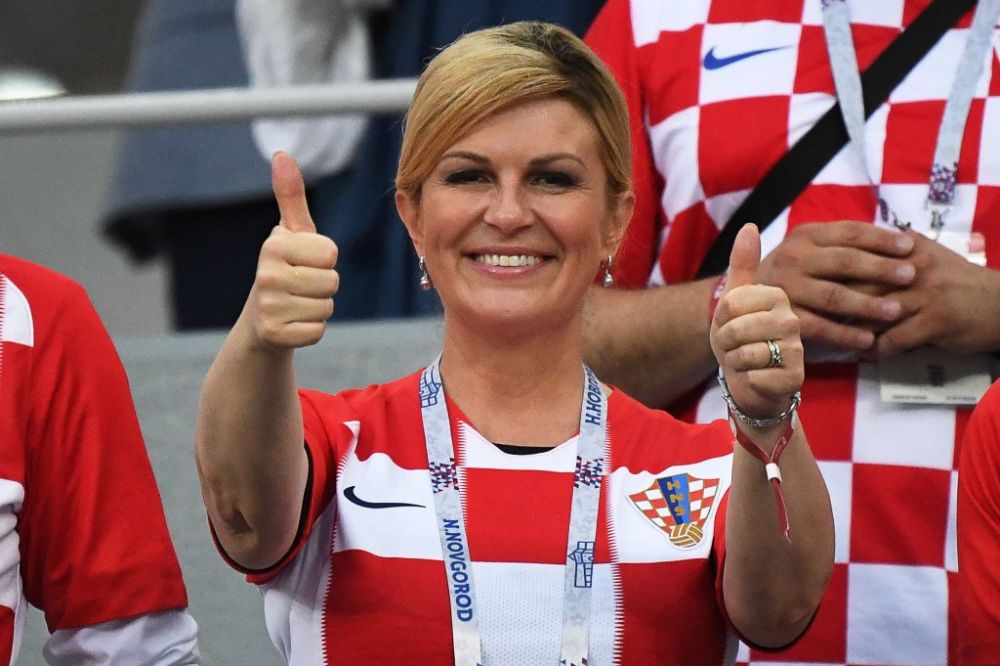 7 Gaya Presiden cantik Kroasia saat dukung negaranya di Piala Dunia