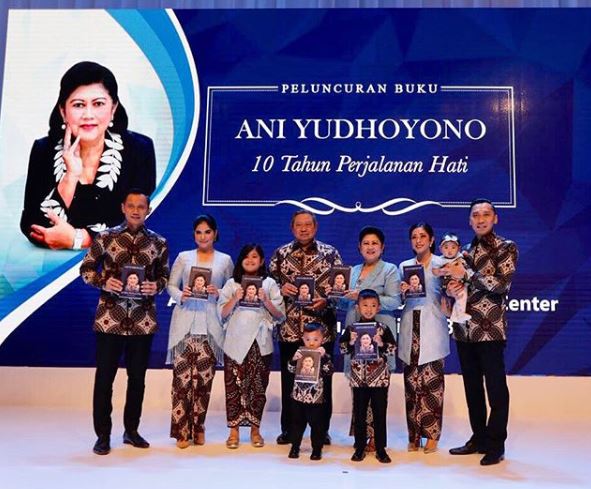 Ani Yudhoyono luncurkan buku, begini garis besar isinya