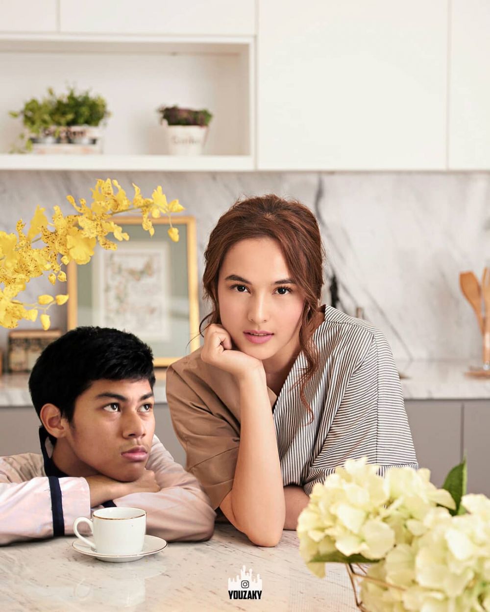 10 Foto editan cowok dengan seleb kondang ini kocak tapi bikin iri