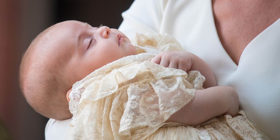 10 Momen manis pembaptisan Louis, anak ketiga Kate & Pangeran William