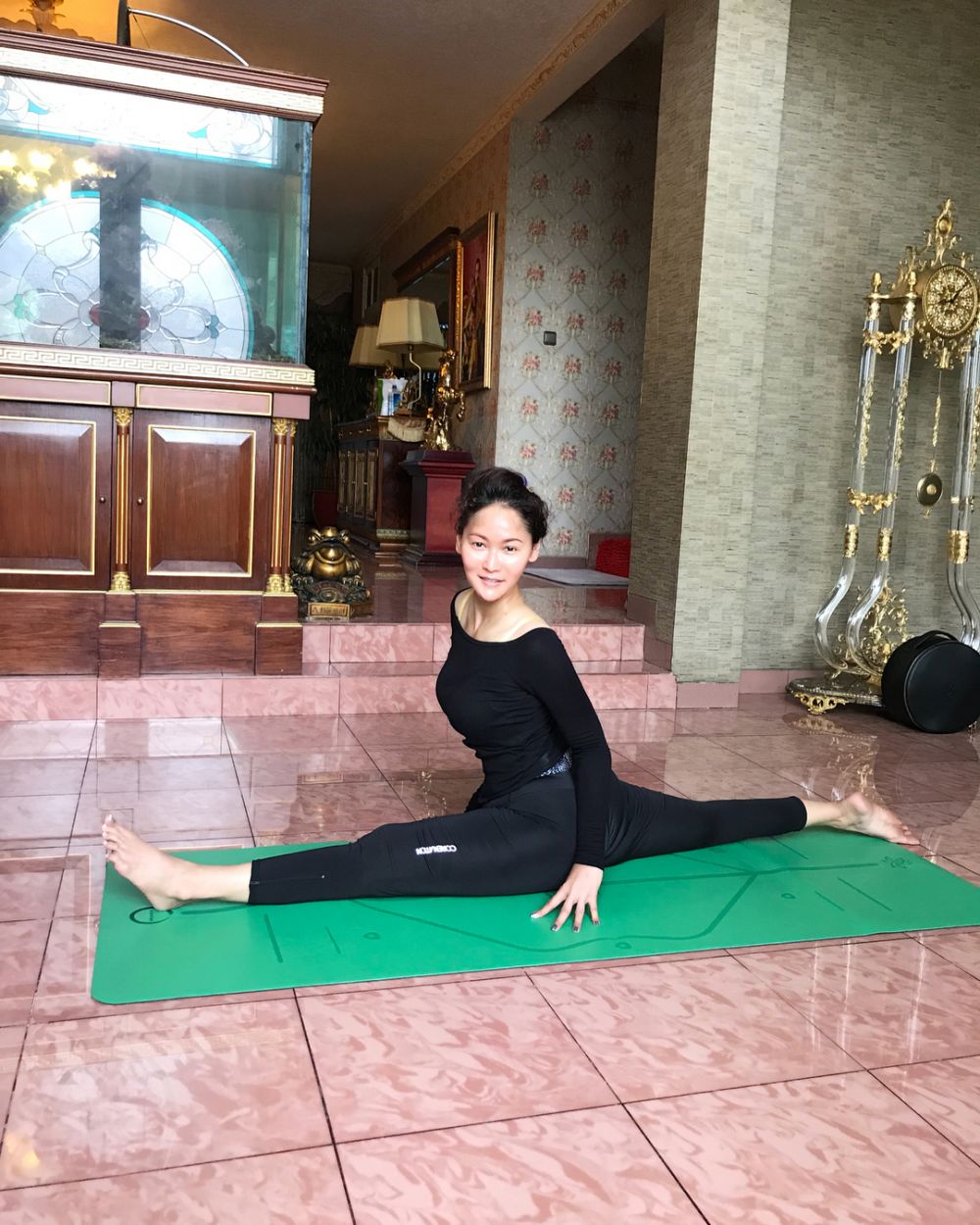 10 Foto ini bukti Inul Daratista kerja keras untuk penampilan barunya