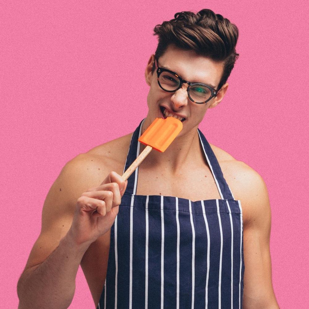 Matt Adlard, cowok tampan pembuat kue yang bikin kamu gagal fokus