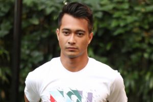 Cintanya tak direstui orangtua, 3 seleb ini pernah kabur dari rumah