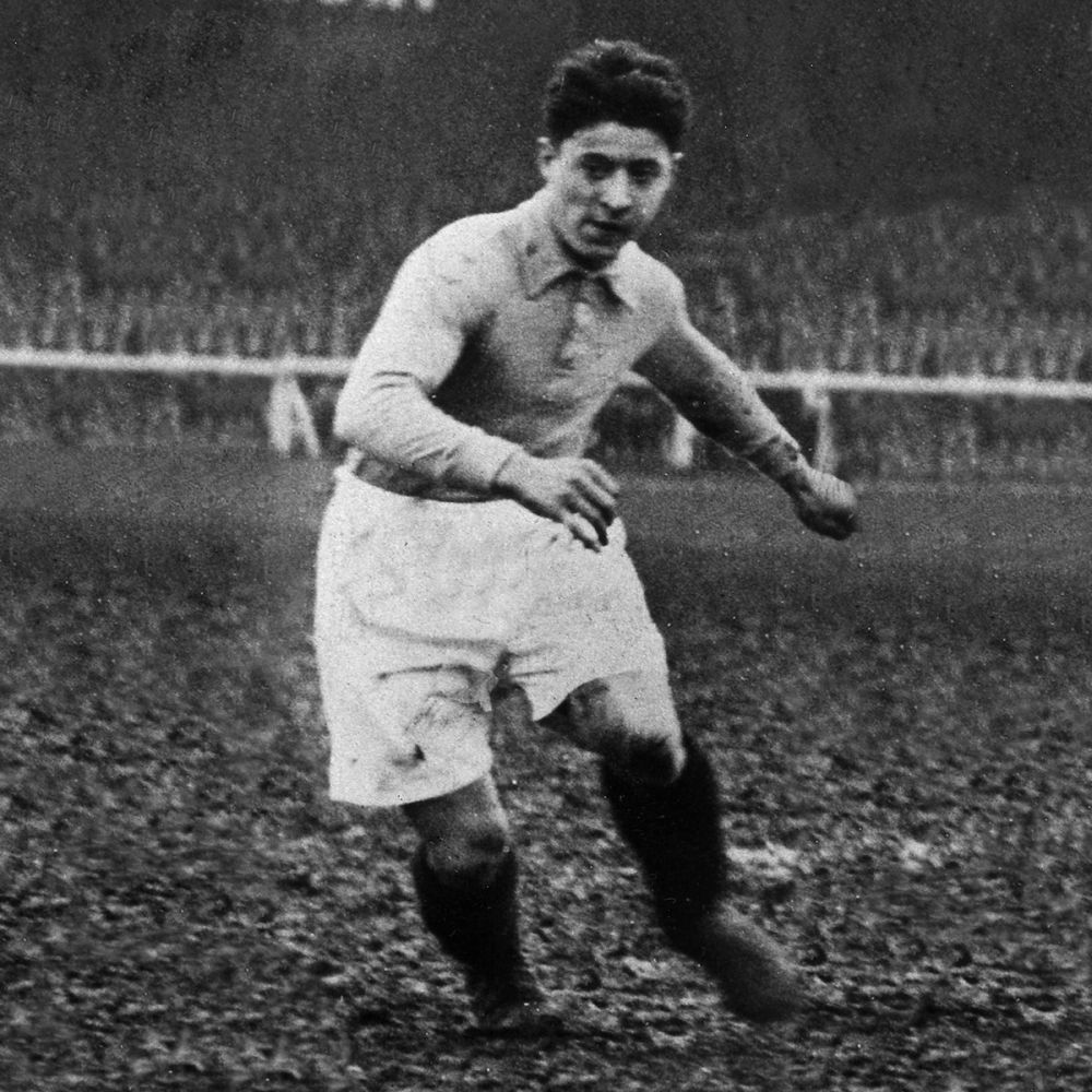 Lucien Laurent, pencetak gol pertama tim Prancis di Piala Dunia 1930