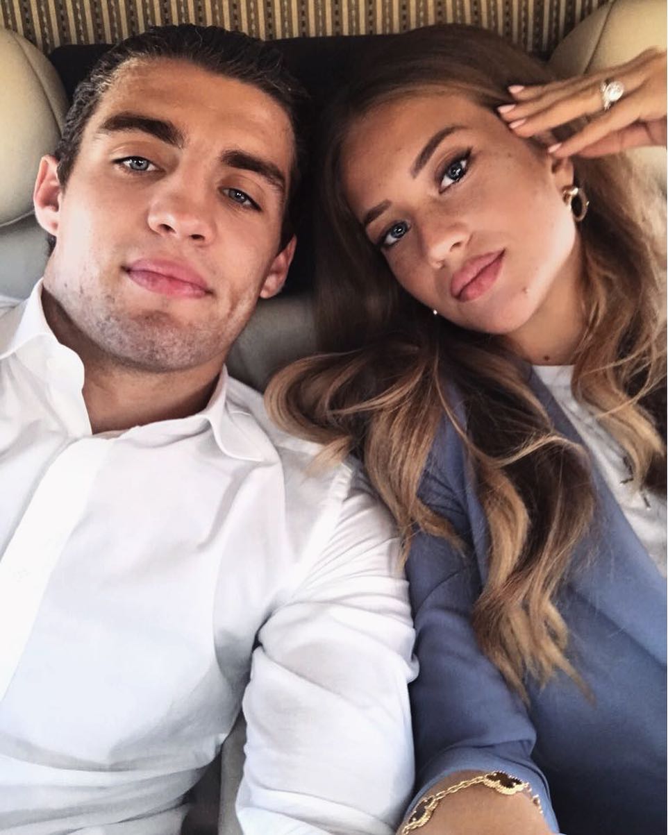 10 Penampilan stylish Izabel Andrijanic, si jelita istri Mateo Kovacic