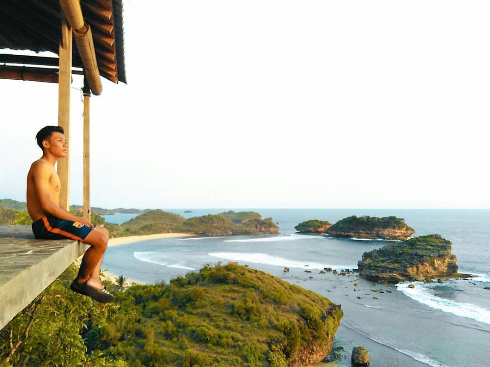 10 Pesona pantai Watu Karung & G-Land, tempat syuting Kulari ke Pantai