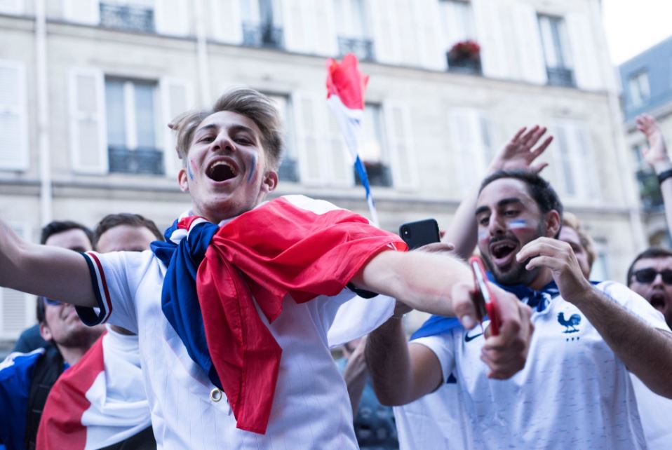 10 Potret parade Prancis juara Piala Dunia, seru dan penuh semarak