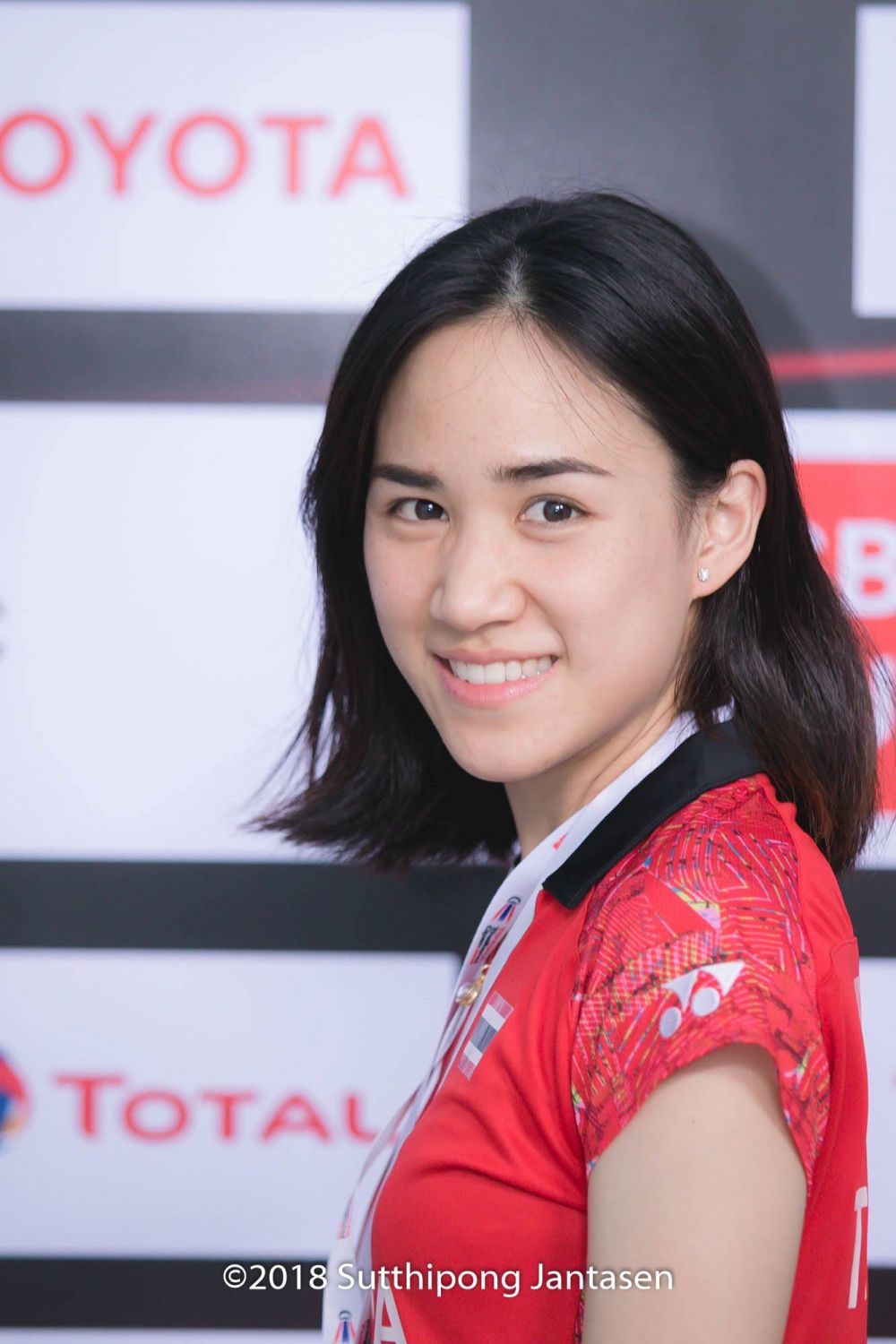 Bukan artis, ini sosok pebulutangkis Thailand yang curi perhatian