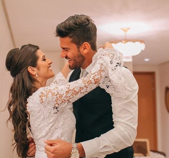 9 pesona Natalia Becker, dokter penakluk hati kiper anyar Liverpool