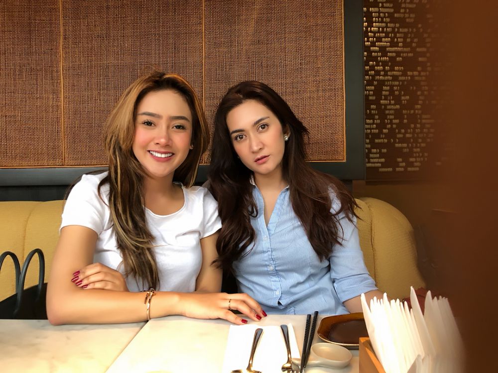 10 Momen akrab sahabatan Nafa Urbach & Cita Citata, duo janda cantik