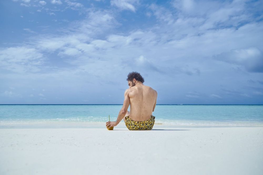 Dikenal rendah hati, begini 5 momen Mo Salah liburan di pantai