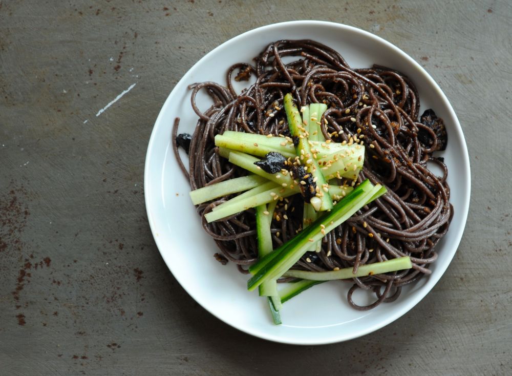 Jadi favorit banyak orang, ini 6 varian mi unik dari berbagai negara