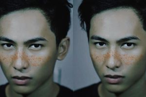 Hasil makeup freckles ini terlihat meyakinkan, endingnya bikin nangis