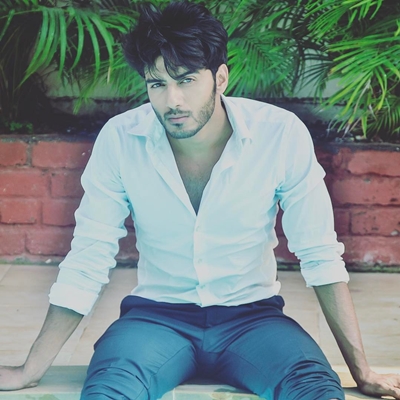 10 Gaya Vikram Singh, aktor Selamanya Cinta sekaligus pengacara