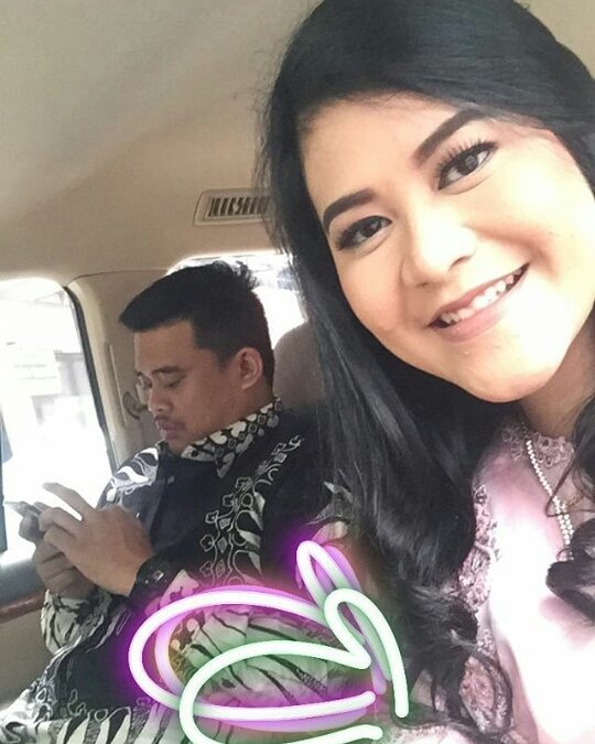 Jarang foto bareng suami, begini alasan kocak Kahiyang Ayu 