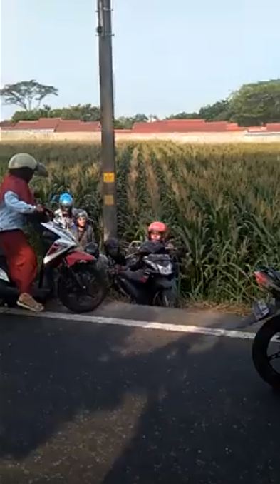 Viral video arogansi konvoi moge, pukul spion hingga picu kecelakaan