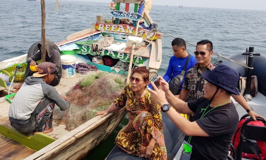 Pesan Menteri Susi pada nelayan Cirebon setelah beli udang Rp 1 juta