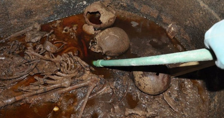 Sarkofagus 2.000 tahun dibuka, pria ini bikin petisi minum cairan mumi