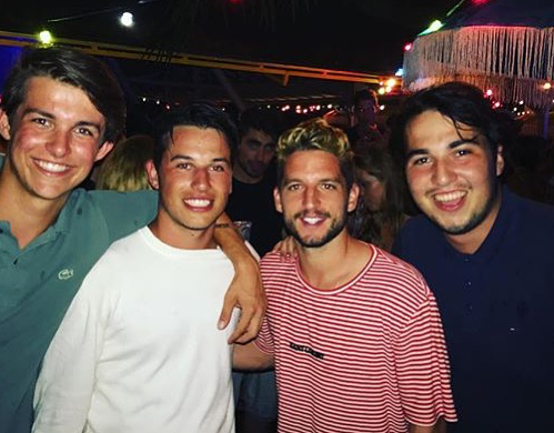 Ini 6 gaya santai bintang Belgia di Piala Dunia liburan di Bali