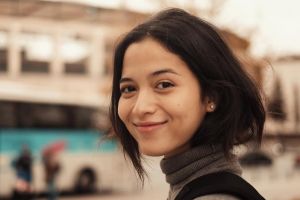 Lagi hamil, 8 foto ini bukti aura cantik Putri Marino makin terpancar