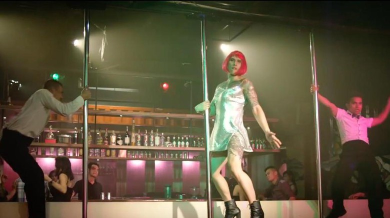 Demi peran, 5 seleb ganteng ini pernah totalitas berdandan jadi wanita