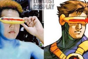 Cowok ini tiru gaya 8 anime pakai pisang, hasilnya bikin geli sendiri