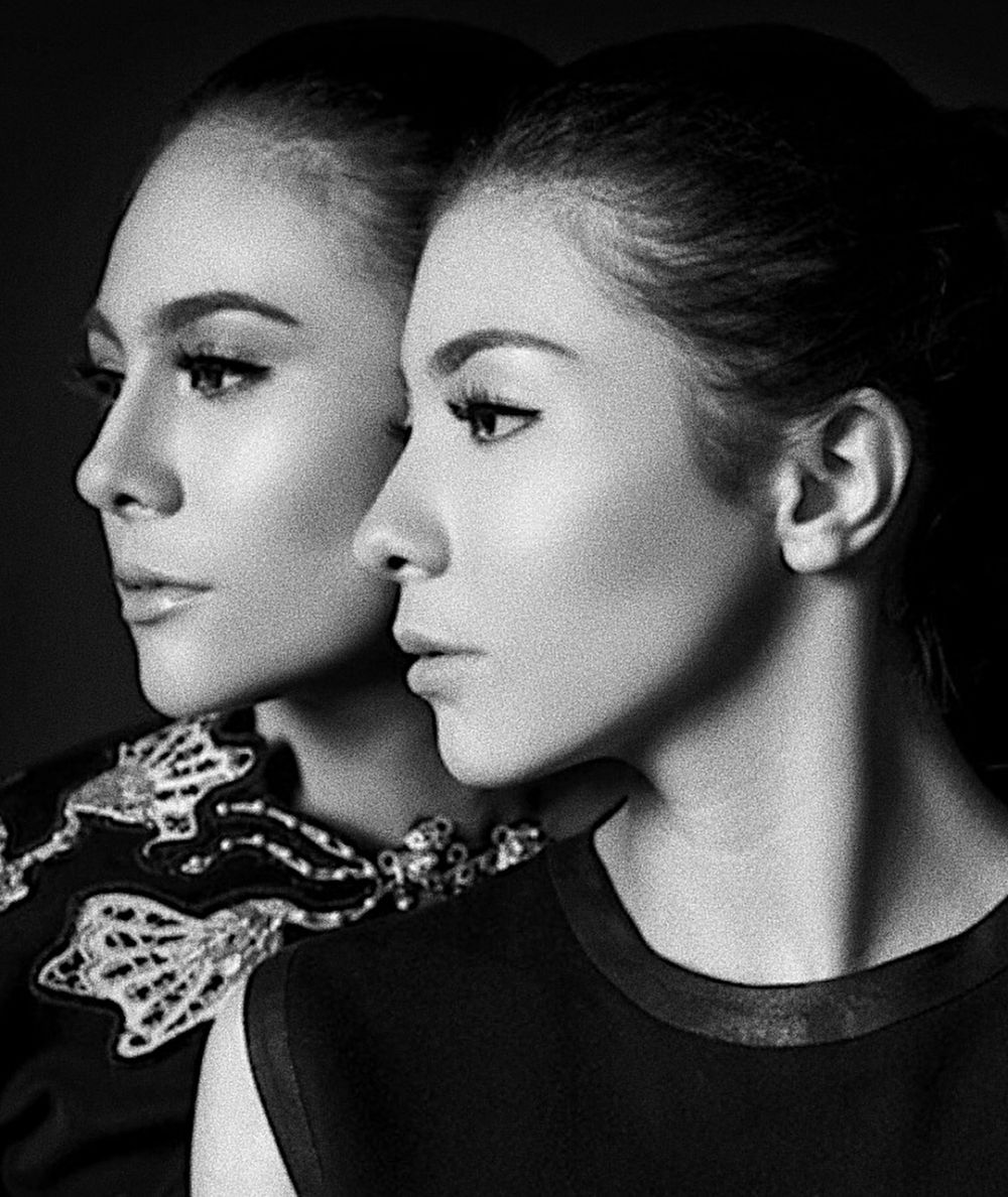 7 Pemotretan Wulan Guritno dan putrinya Shaloom, sama-sama memukau