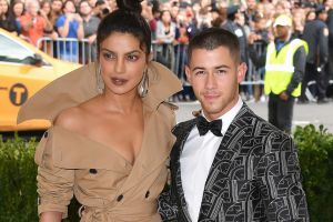 Dua bulan pacaran, Priyanka Chopra dan Nick Jonas dikabarkan tunangan