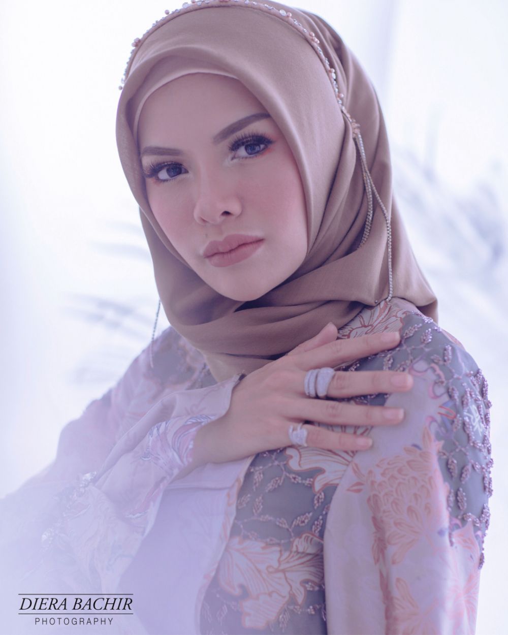 Syahrini berani blokir artis, 4 akun Instagram seleb ini korbannya