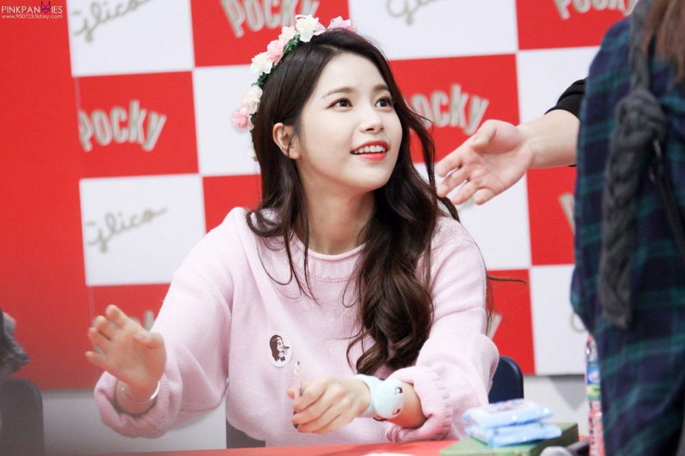 Baby face, 10 member tertua di grup K-Pop ini dijuluki fake maknae