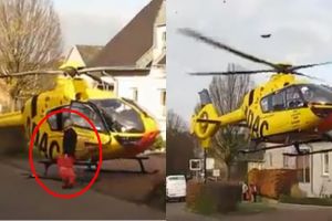 Bukan mobil, orang ini parkir helikopter di tepi jalan depan rumah