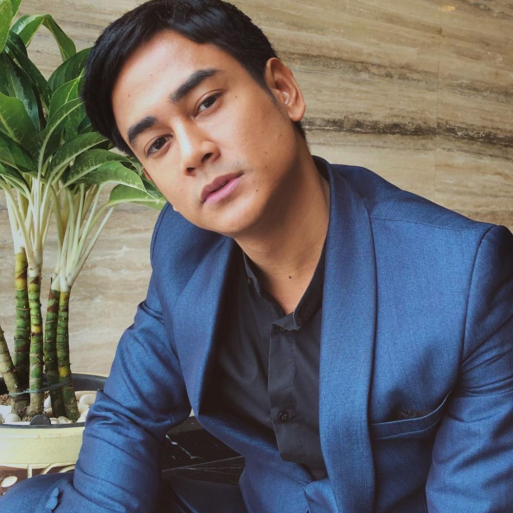 Selain polisi ganteng, 5 pria ini pernah dekat dengan Vanessa Angel
