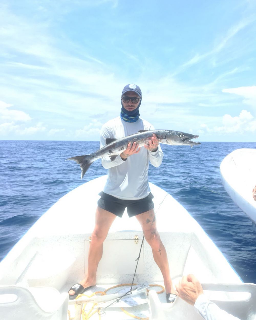 Masa liburan diperpanjang, ini 4 momen seru Sergio Ramos saat mancing