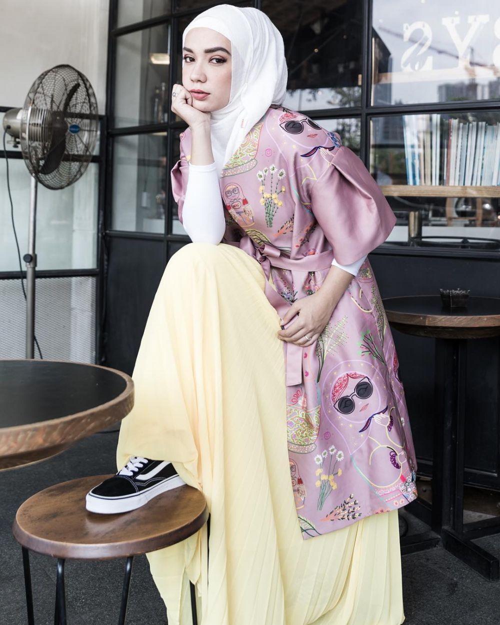 Masih terikat sinetron, 4 seleb ini mengaku pernah buka-tutup hijabnya