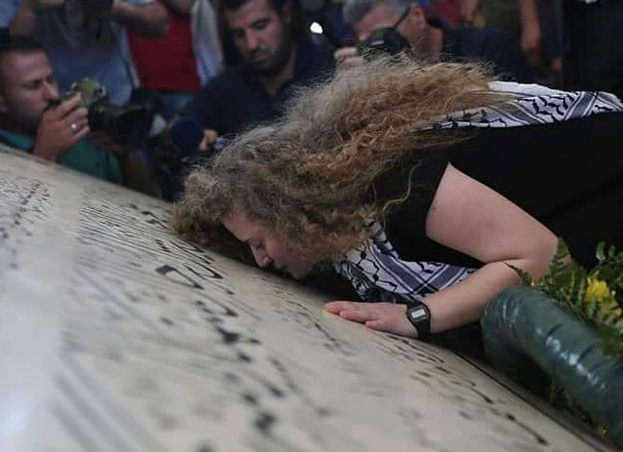 10 Momen haru pembebasan remaja Palestina usai ditahan Israel 8 bulan