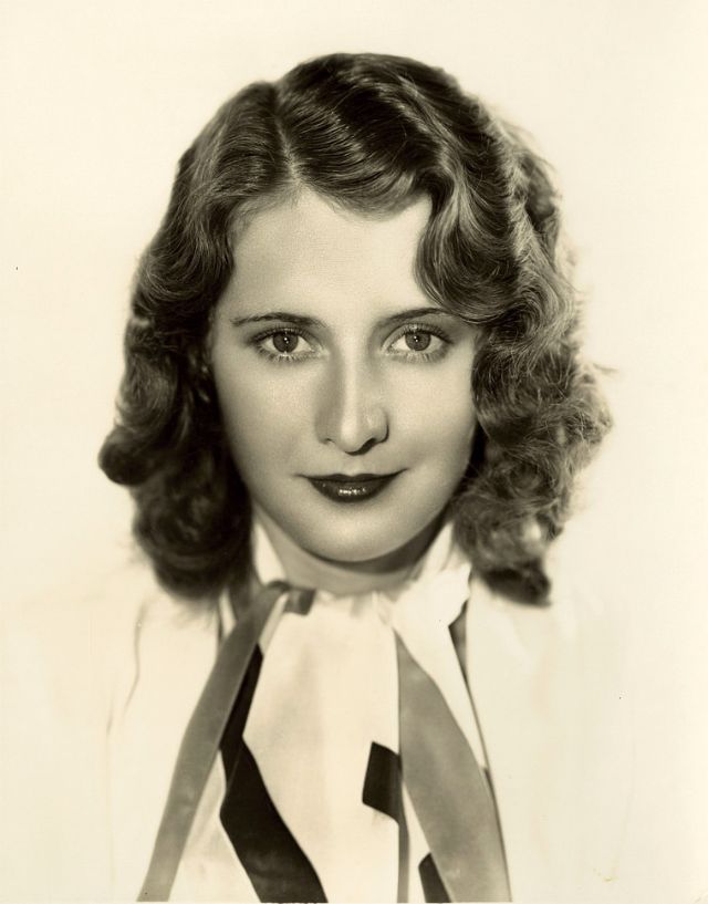 Jarang terpublikasi, ini foto langka 11 artis seksi Hollywood era 1930