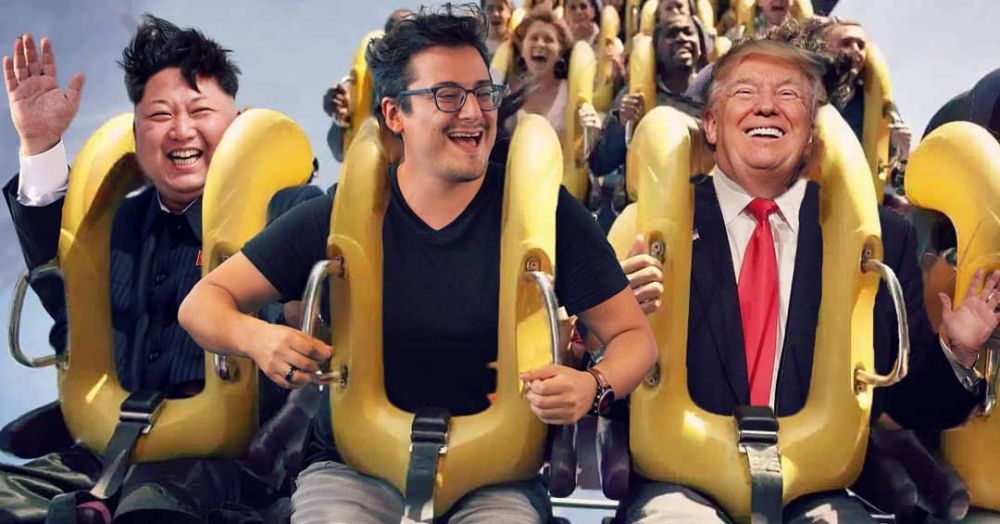 Pria ini edit 10 fotonya dengan tokoh dunia, hasilnya kocak abis