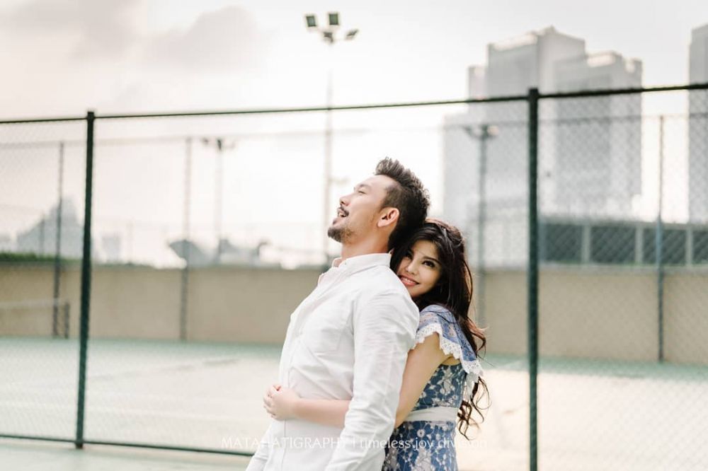 5 Seleb ini jatuh ke pelukan anak konglomerat, makin tajir nih 