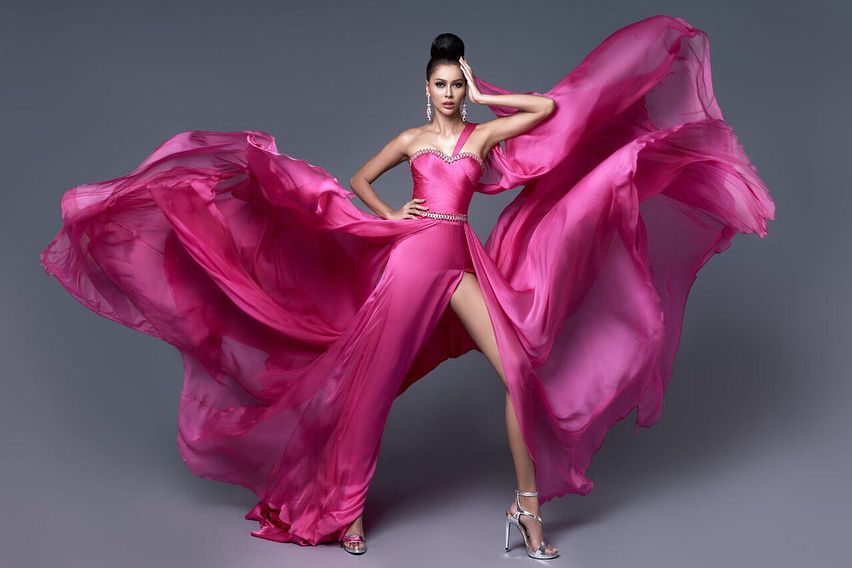 Dianggap terlalu seksi, gaya pemotretan 9 seleb ini panen kritikan