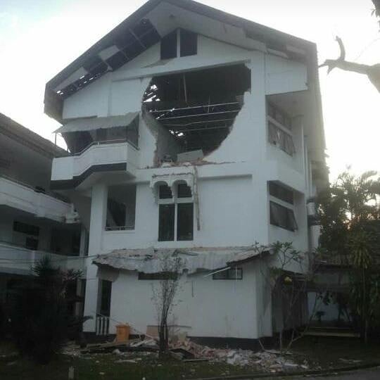 10 Potret kerusakan akibat gempa Lombok, 1 kampung rata dengan tanah