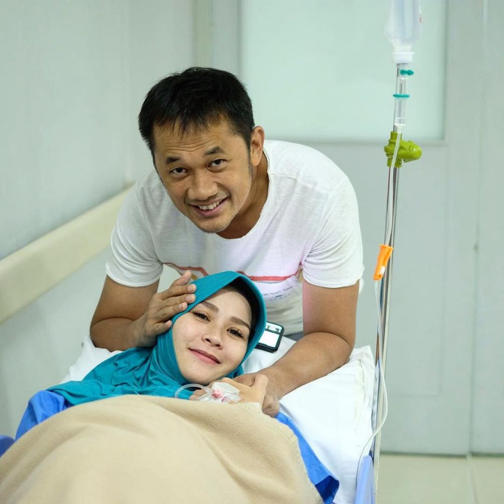 Maternity-nya bareng, ini beda momen Shireen, Zaskia, Zee Zee lahiran