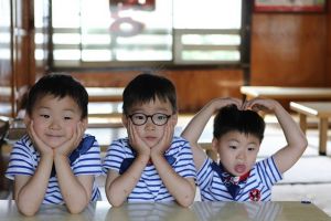 Masih ingat Song Triplets? Ini 10 potret terbarunya yang makin ganteng