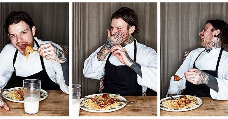 10 Gaya macho chef Robert Sandberg, pacar bintang panas Mia Khalifa