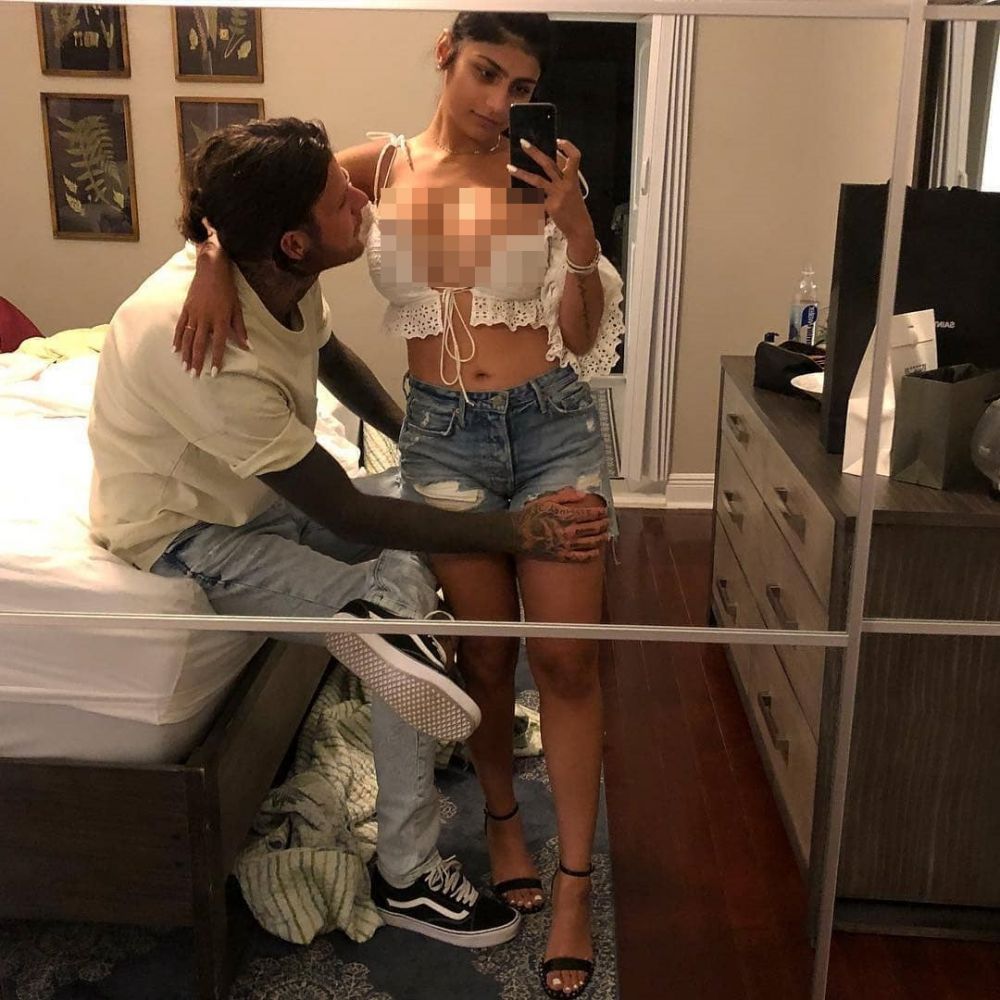 10 Gaya macho chef Robert Sandberg, pacar bintang panas Mia Khalifa