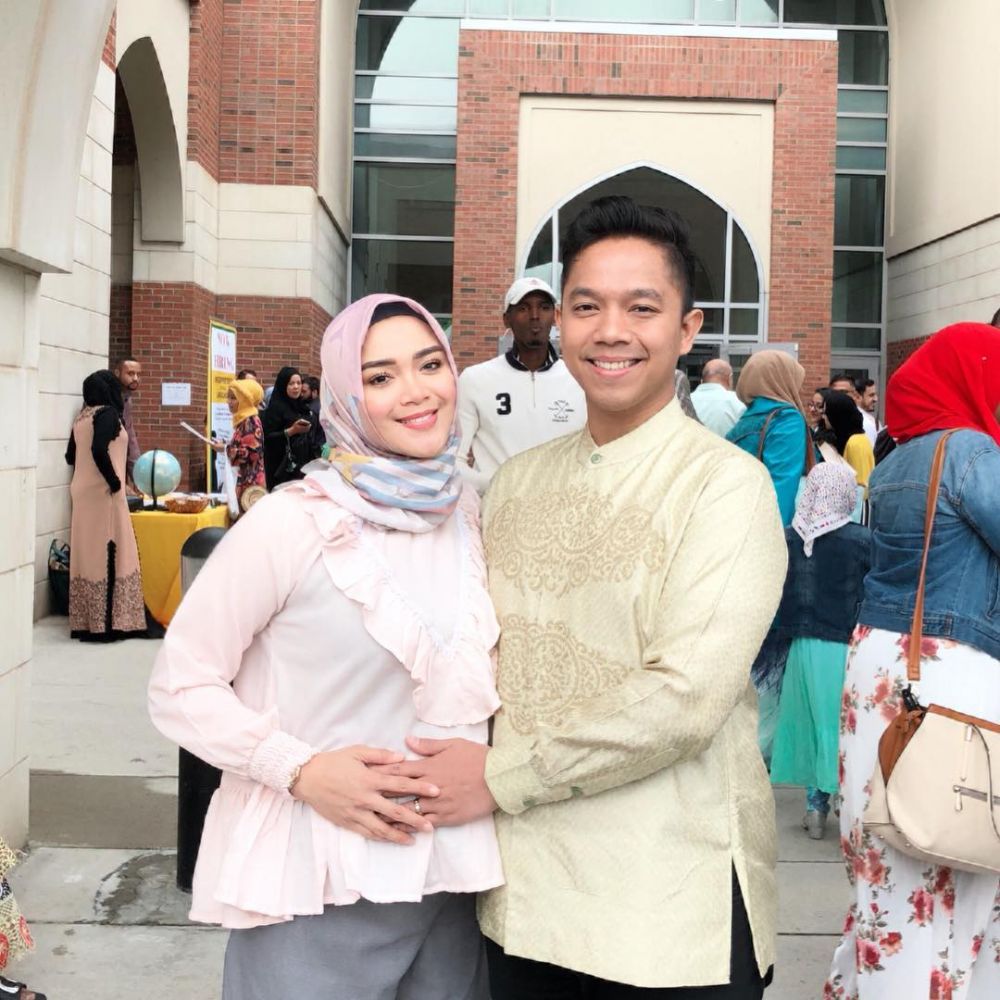 6 Potret perubahan penampilan Sheza Idris saat hamil, makin tertutup