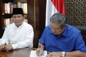 Gagal usung AHY, ini detik-detik SBY tanda tangan dukung Prabowo-Sandi