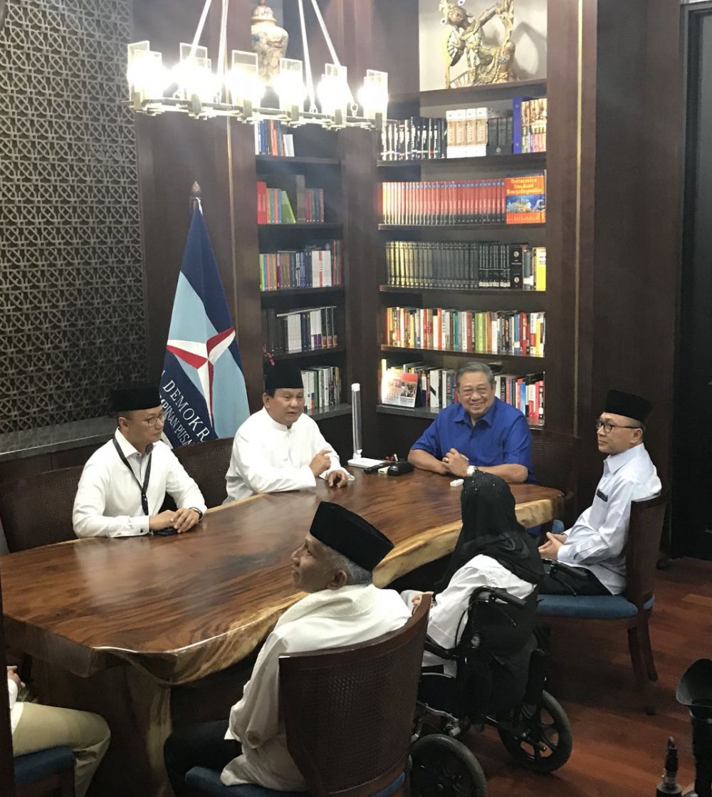 Gagal usung AHY, ini detik-detik SBY tanda tangan dukung Prabowo-Sandi