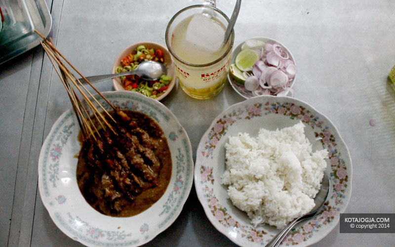 5 Warung sate paling legendaris di Jogja, rasanya asli bikin nagih