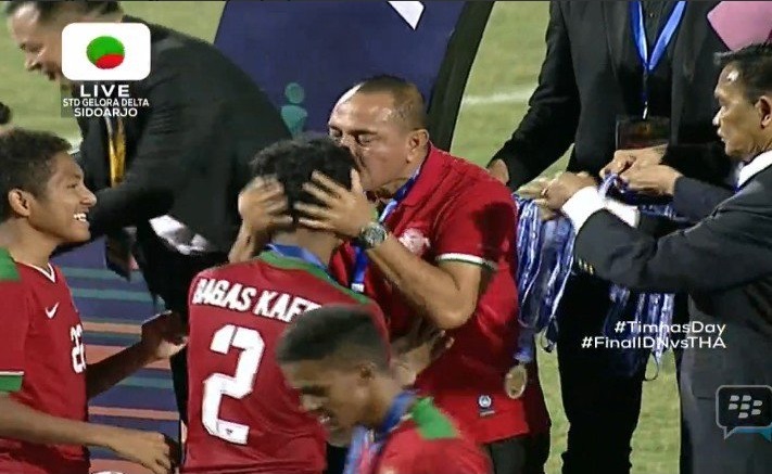 Momen suka cita Indonesia menjuarai Piala AFF U-16, kado HUT ke-73 RI