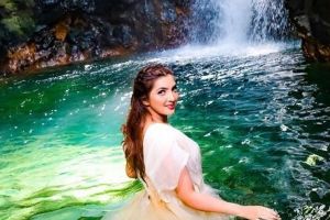 Pemotretan di air terjun, background foto Ashanty ini bikin merinding